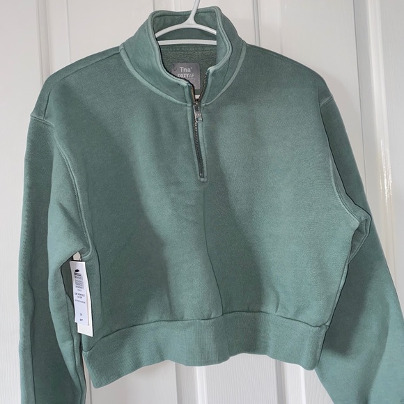 Tna 1/4 zip sweatshirt - Size Small. New without Tags. - Picture 3 of 7